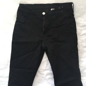 Black skinny jeans
